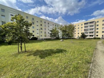 Attraktive 3-Zimmer-Wohnung mit Balkon, 04910 Elsterwerda, Etagenwohnung